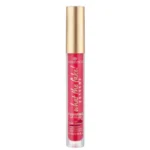Essence extreme plumping lip gloss with chili extract for full lips makeup look in Karachi